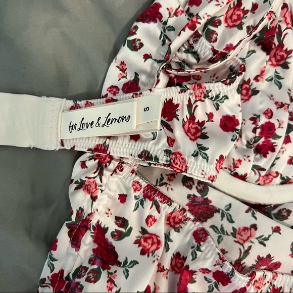 For Love and Lemon Silk Top - Picture 3 of 3